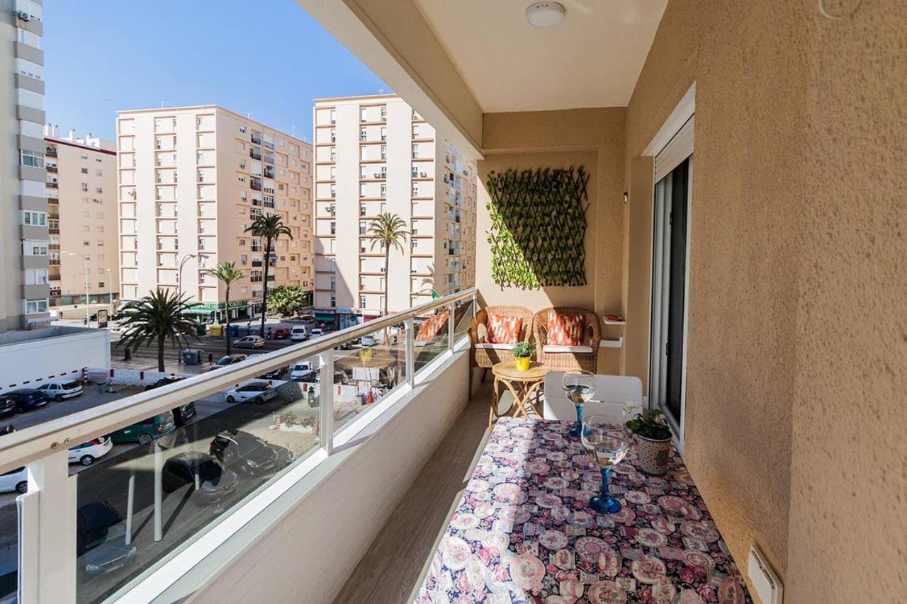 Victoria - Apartamento Playa Cádiz Eksteriør bilde